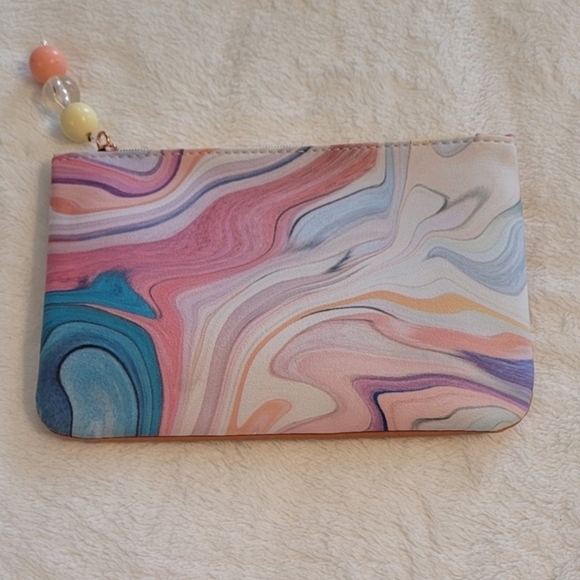 ipsy Handbags - Tie Dye Swirled Ipsy Makeup Wallet Travel Bag‎